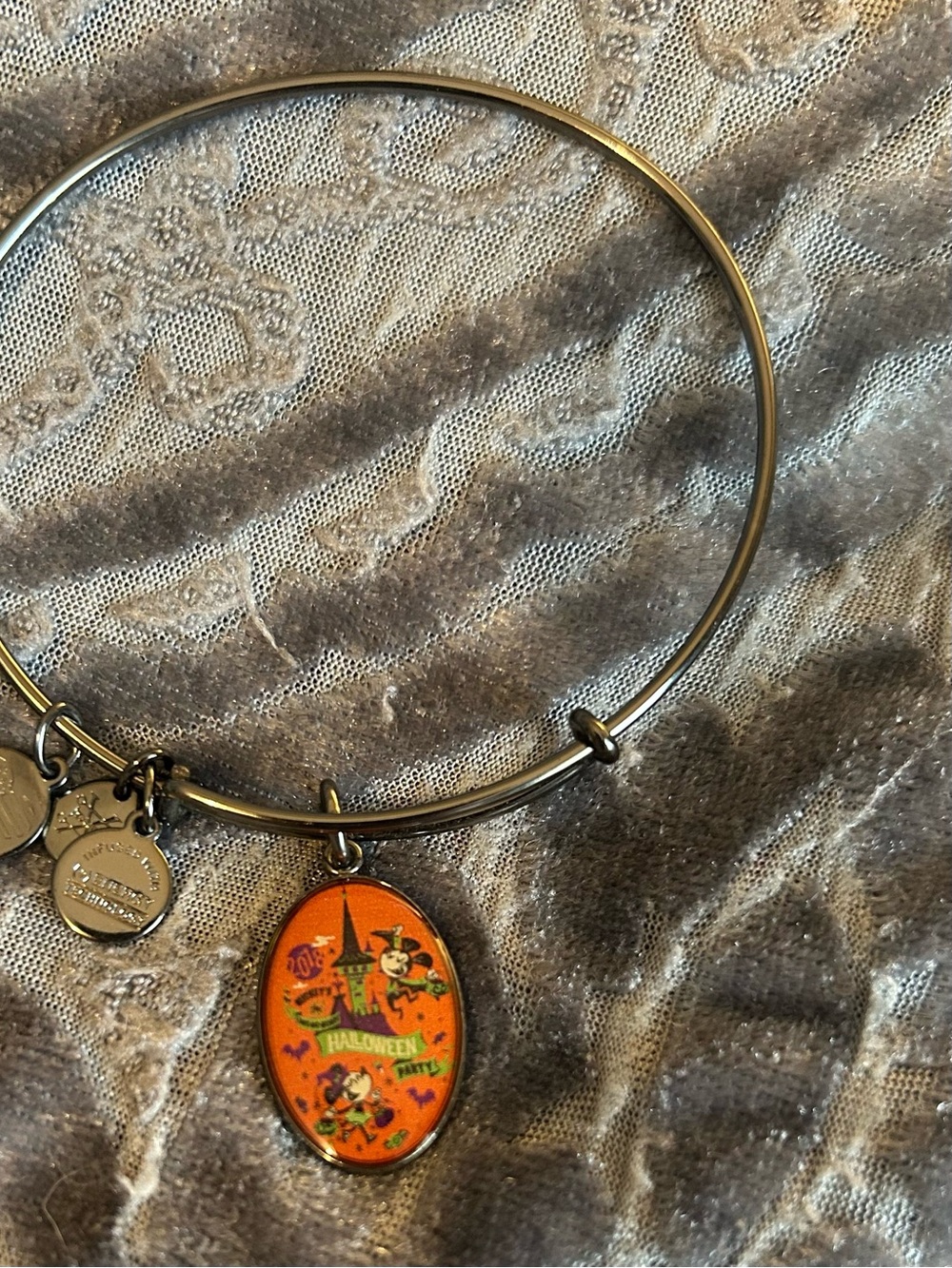 Alex and Ani 2018 Mickey’s Not So Scary Halloween Party Exclusive Bracelet